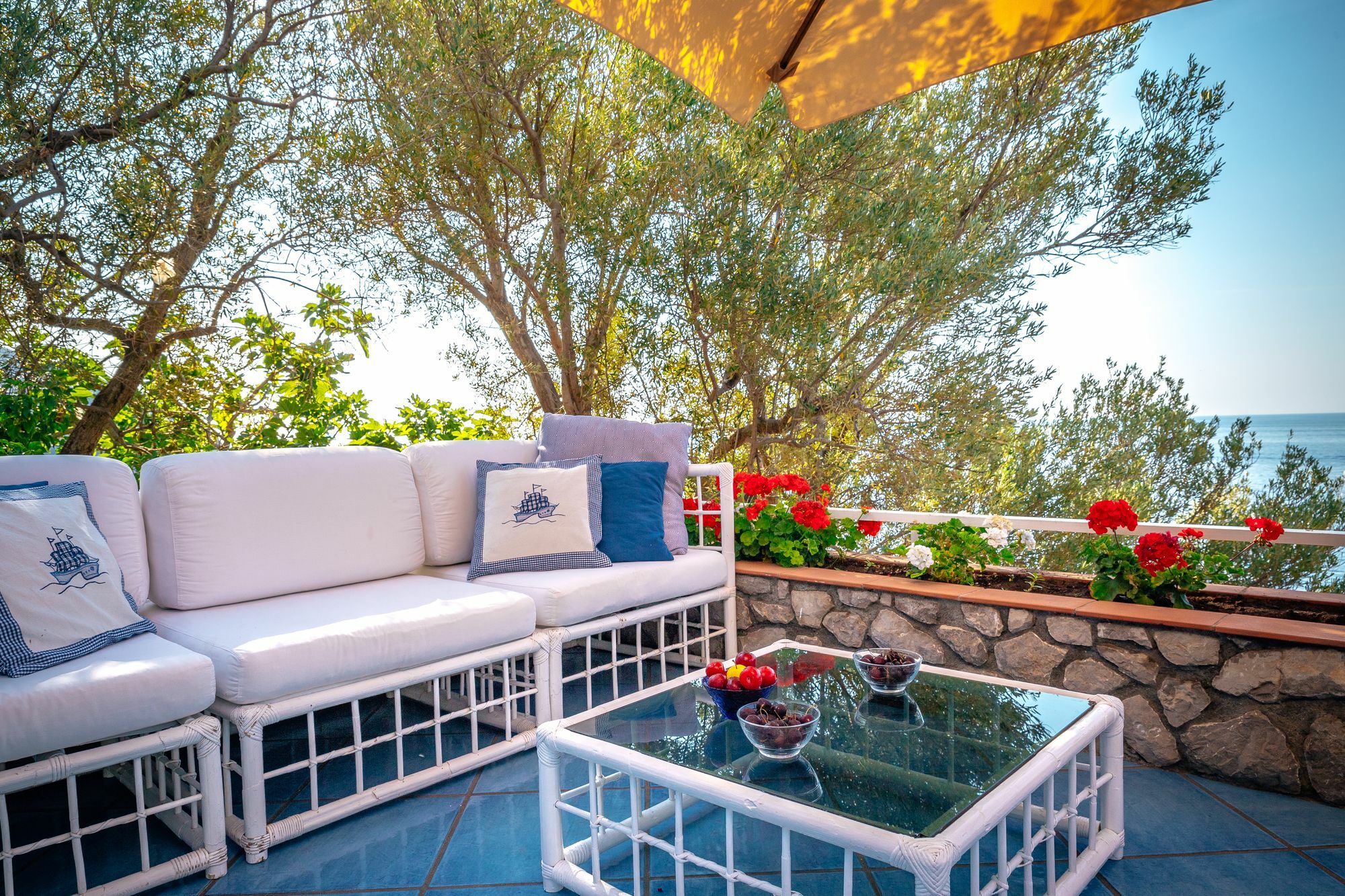 Villa Blue Eyes ماسّا لوبْرينسِ المظهر الخارجي الصورة